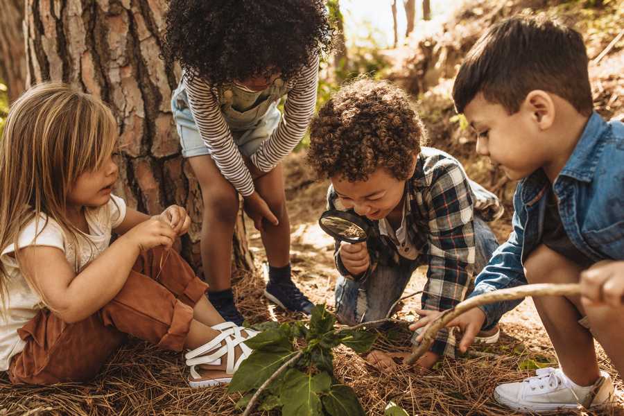 Les bnfices du temps pass en extrieur pour les enfants